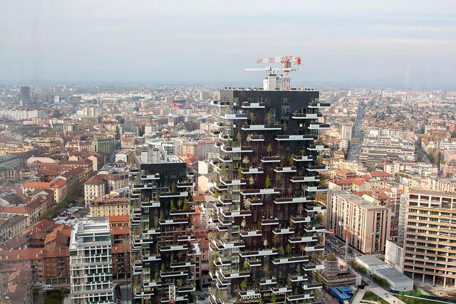 Bosco Verticale (\"vertical forest\") in Milan