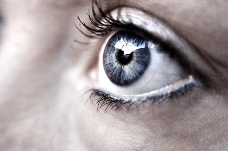 Close up of a woman&#039;s eye