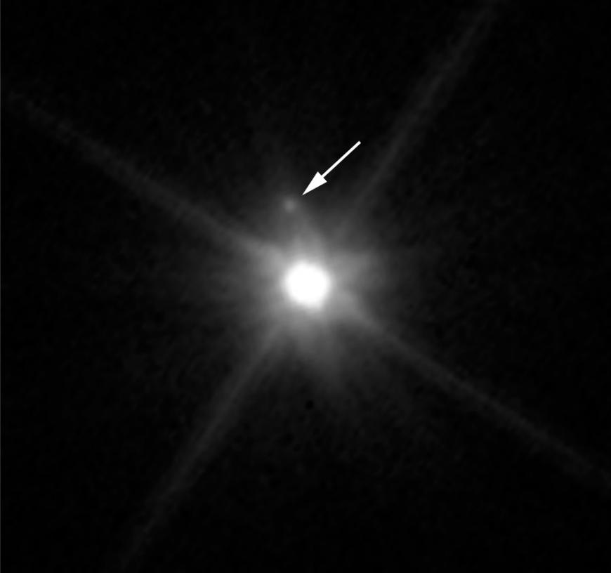 Hubble imagery of Makemake&#039;s dark moon
