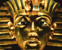 King Tut Ankh Amun Golden Mask