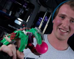 Student 3-D prints functional, affordable prosthetic