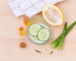 Natural skin treatments. Cucumbers, aloe, lemon, honey